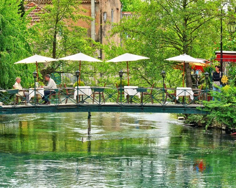 Déjeuner à l'isle sur la Sorgue