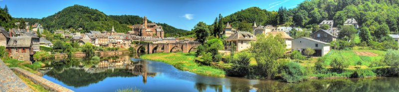 ESTAING ( Aveyron )